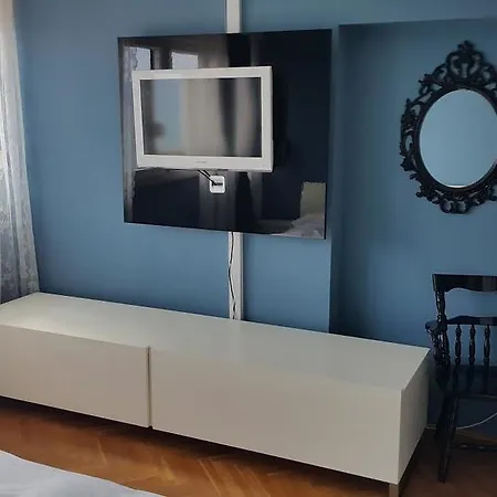 Katarina Apartment *