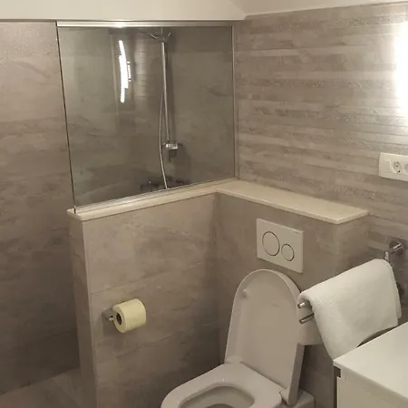 Katarina Apartment *